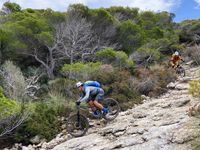 Tourenpaket inkl. drei Guidings für geübte Mountainbiker. Entdecke die Ostküste Mallorcas!
